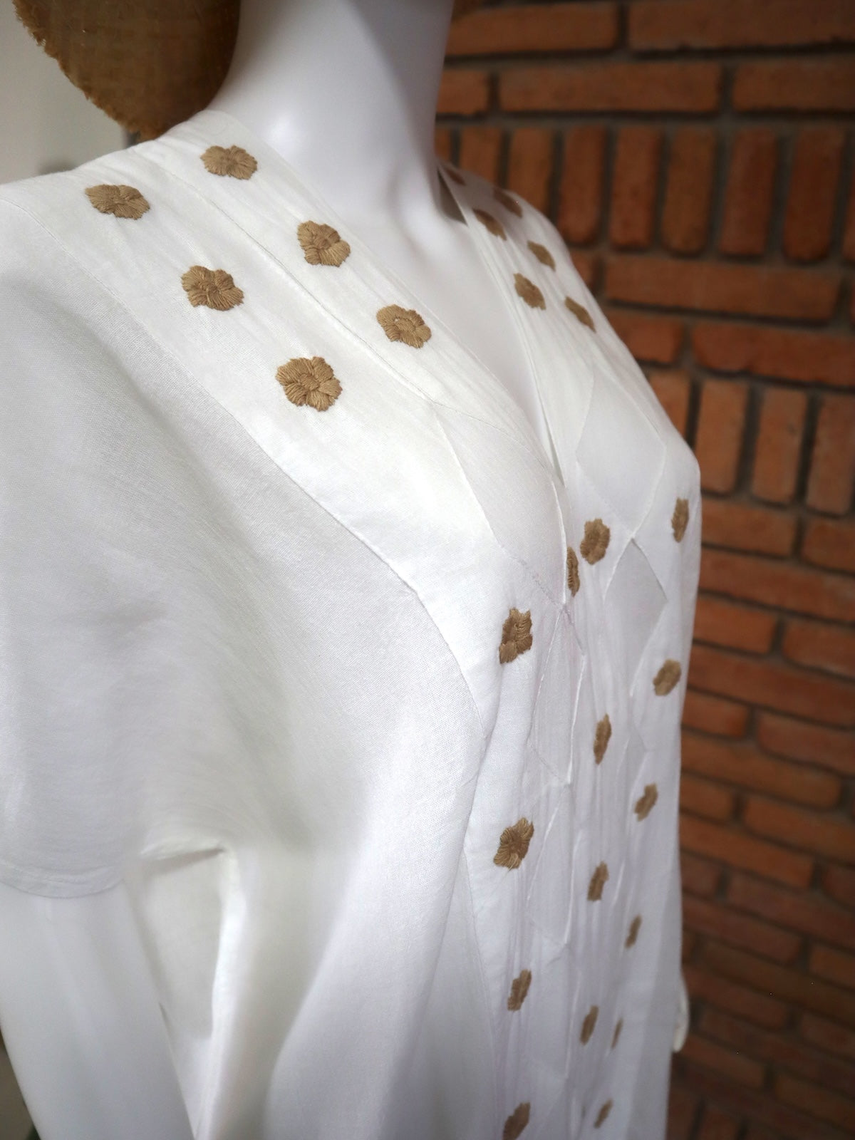 Vestido/Huipil Flores Bordado a Mano Unitalla