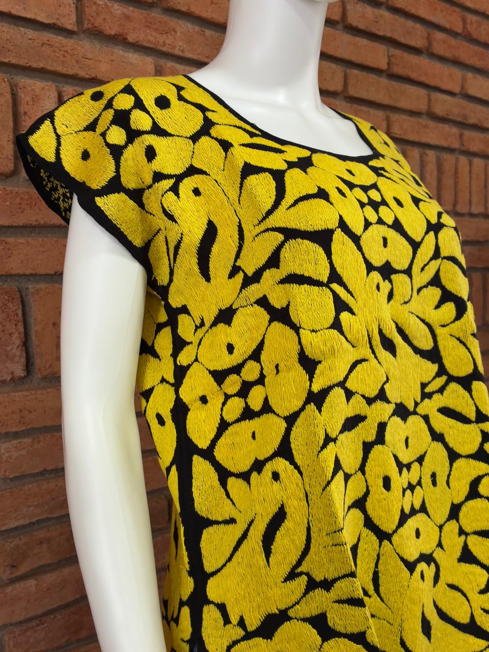 Blusa Bordada a Mano Mod. Jalapa Unitalla Amarillo.